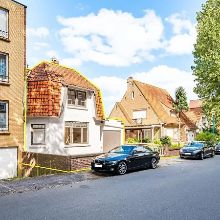 Villa Fibi Centrally Located In Koksijde