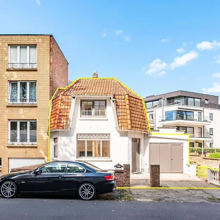 Villa Fibi Centrally Located In