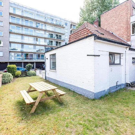 Villa Fibi Centrally Located In *